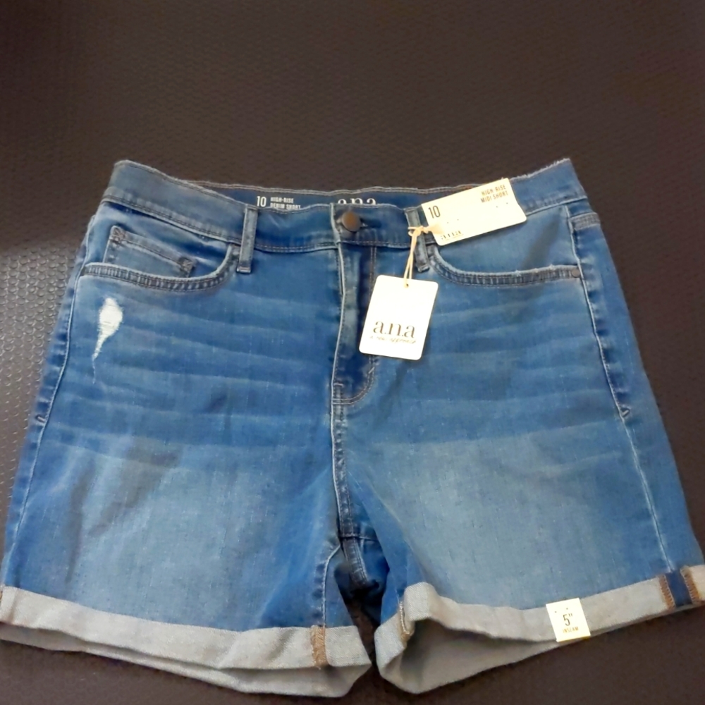 High Rise Midi Shorts
